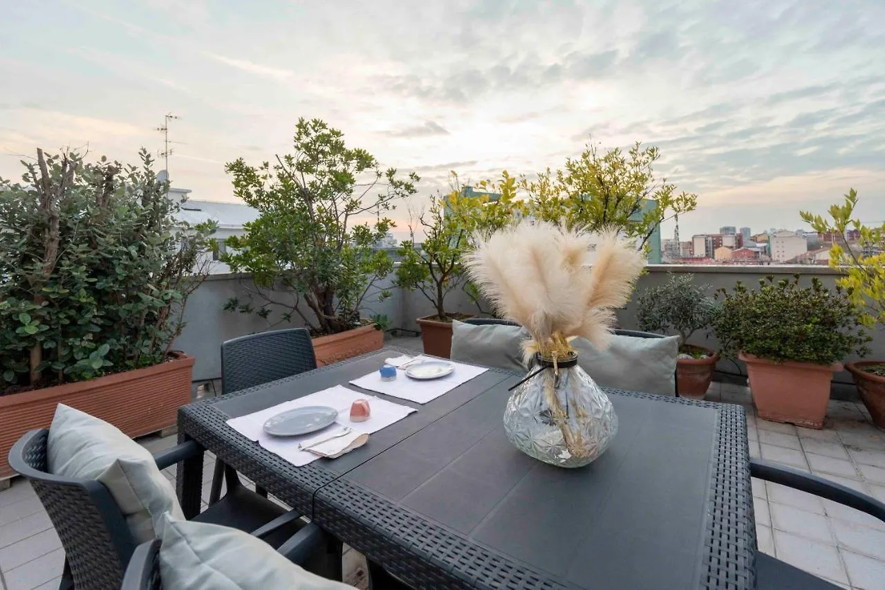 Terrazza Milano Via Oglio 3 - Corso Lodi Apartment