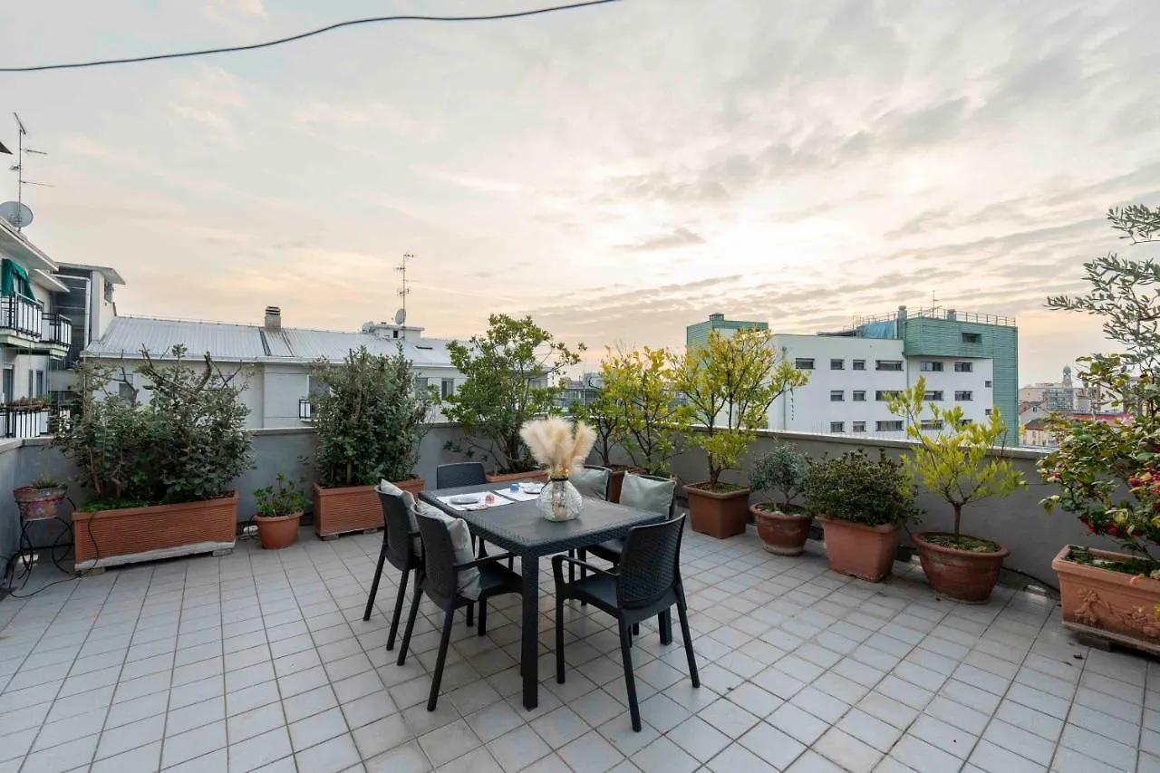 Terrazza Milano Via Oglio 3 - Corso Lodi Apartment
