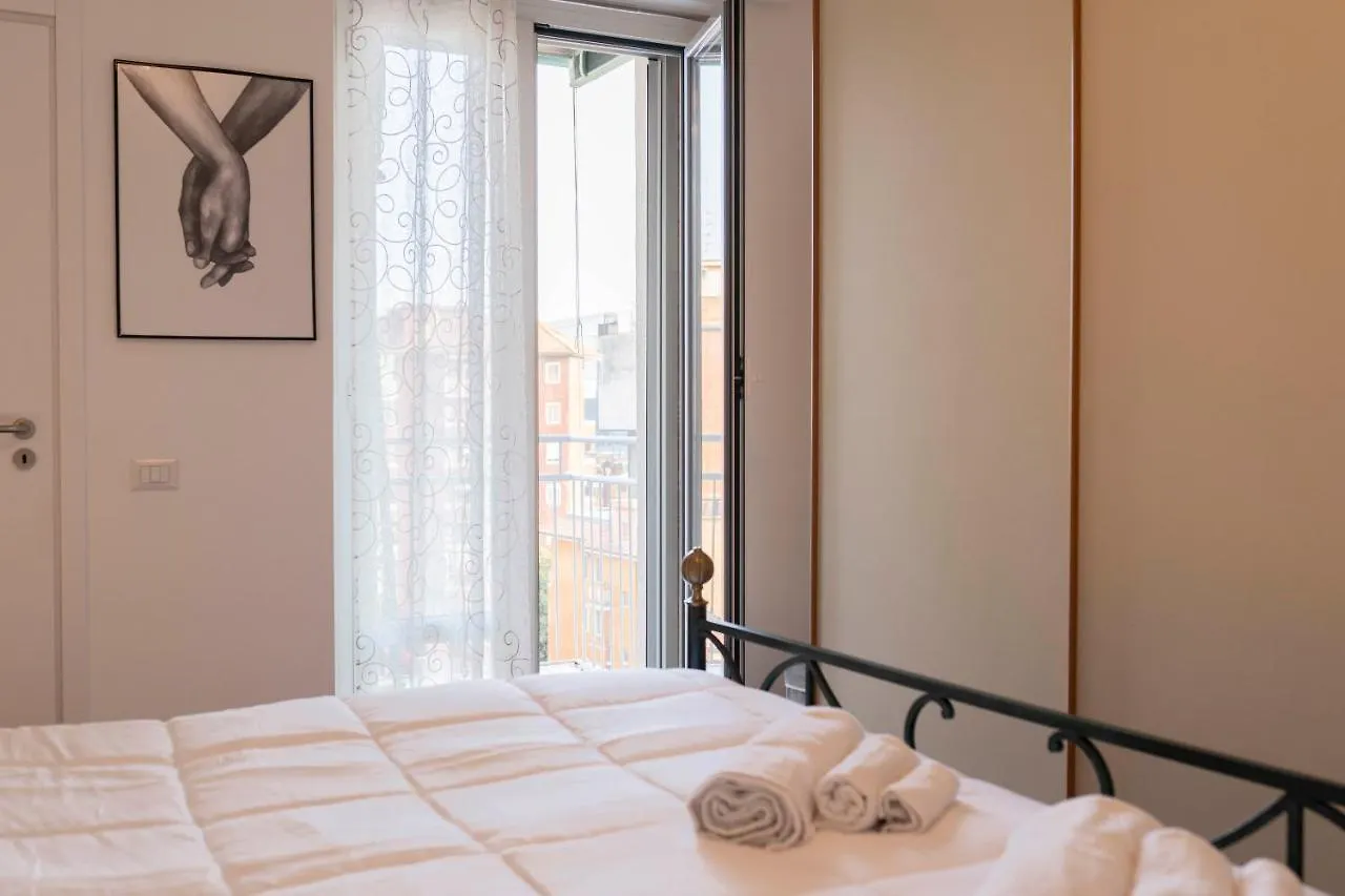Terrazza Milano Via Oglio 3 - Corso Lodi Apartment