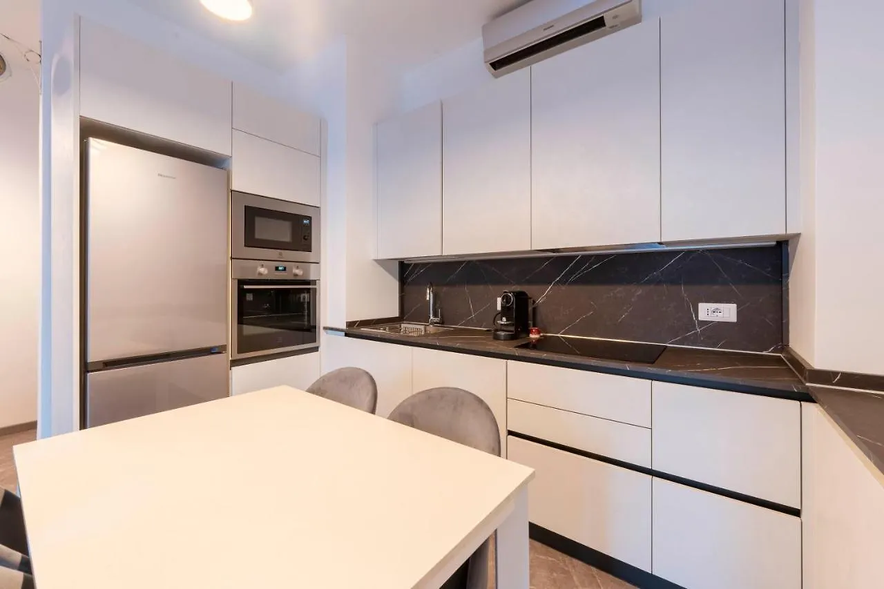 Terrazza Milano Via Oglio 3 - Corso Lodi Apartment Milan