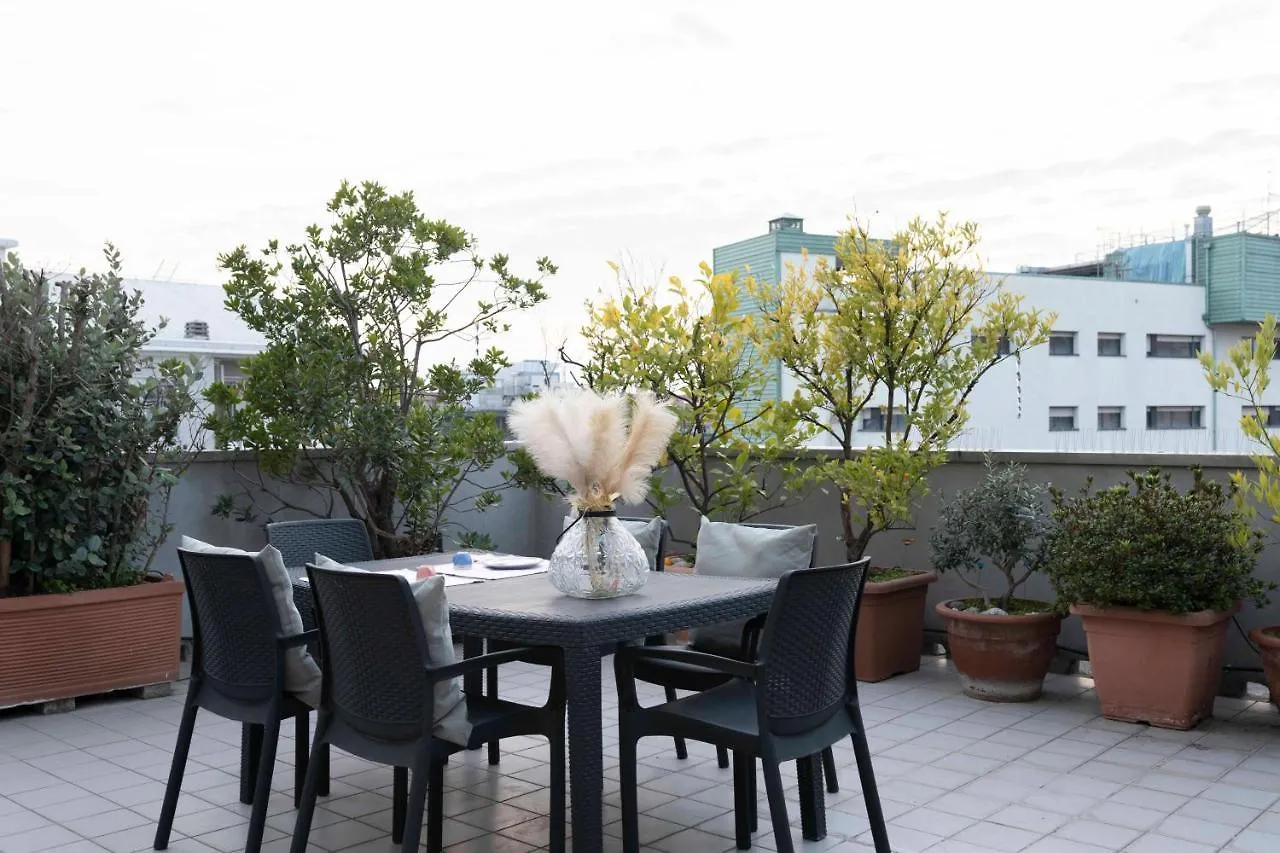 Terrazza Milano Via Oglio 3 - Corso Lodi Apartment Italy