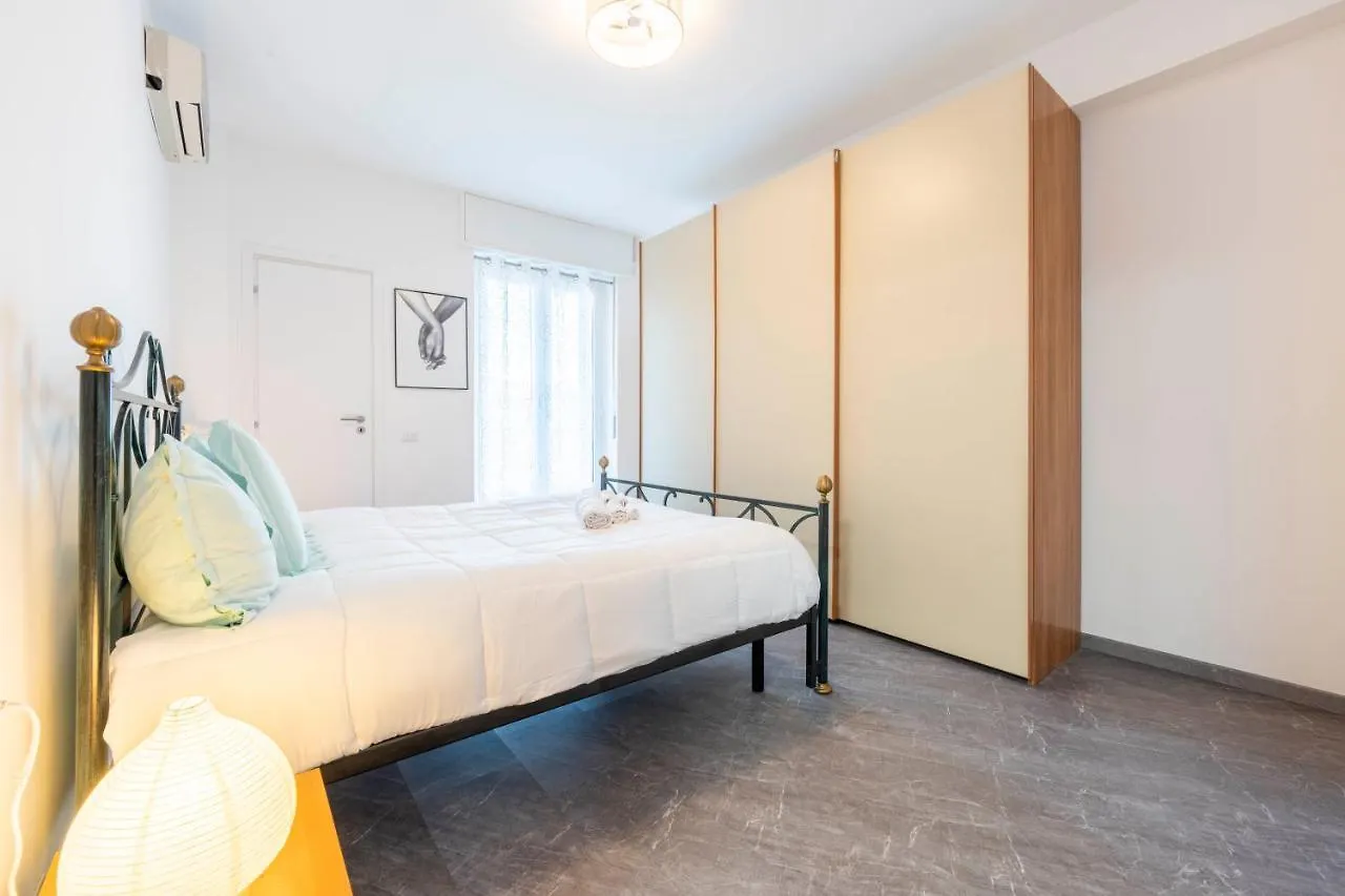 Terrazza Milano Via Oglio 3 - Corso Lodi Apartment